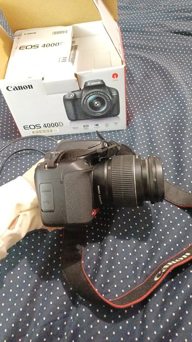 Canon eos 4000D 18-55
