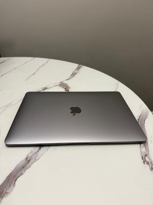 macbook air m1 16 gb - Laptopuri oferte online | OLX.ro