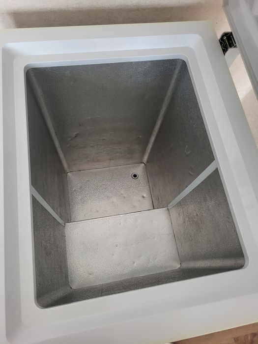 Морозильник LOTOS