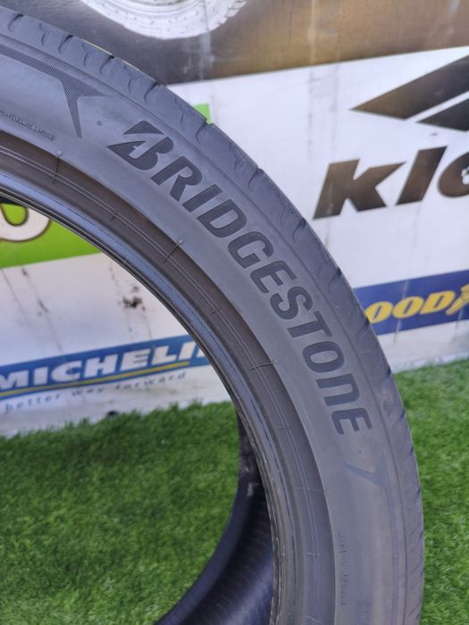 285 40 22 Bridgestone