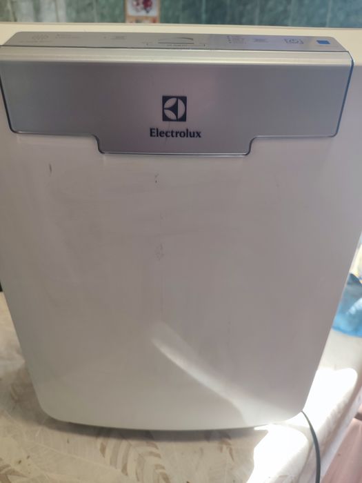 Purificator aer Electrolux EAP300
