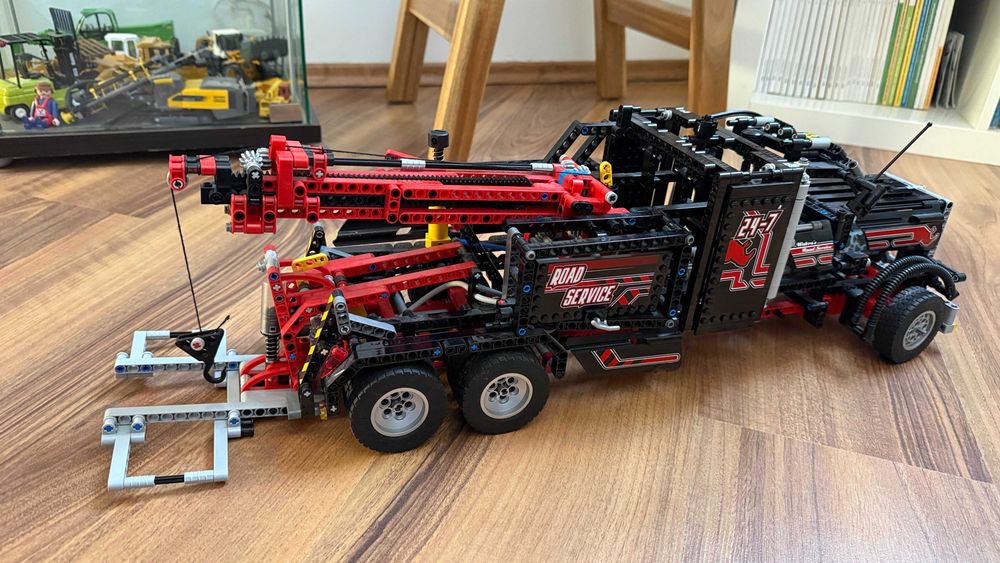 LEGO Technic 8285 Tow Truck Metallic version camion tractare