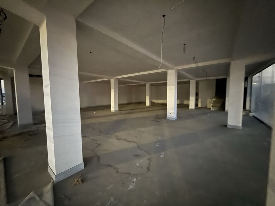 Сдадим отдельно стоящие здание на первого линии главного дороги,