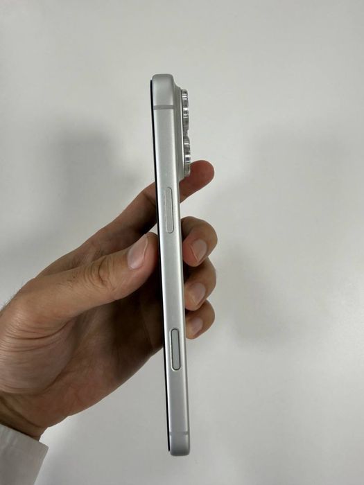 Iphone 17 pro max sotiladi idial