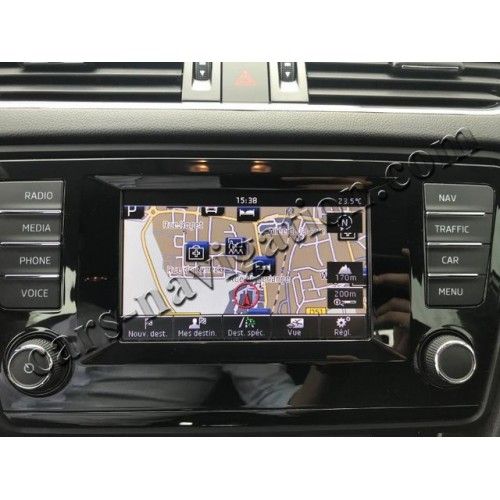 Диск SD карти за навигация 2026 2027 Шкода Skoda Octavia Yeti Superb Fabia Praktik Roomster