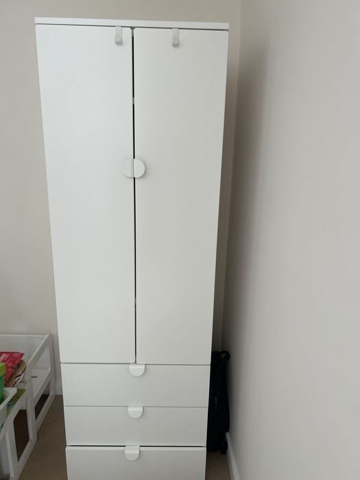 Dulap ikea in stare perfecta 500 lei