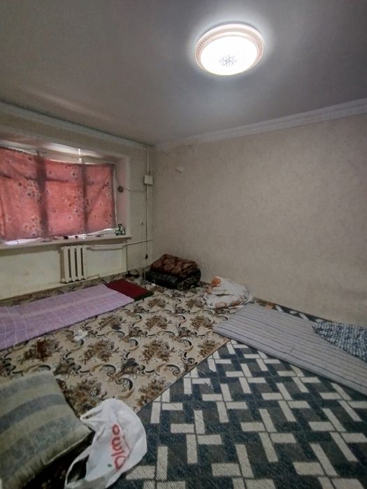 Продаю 1/1/ 4 на Дубовой первая линия