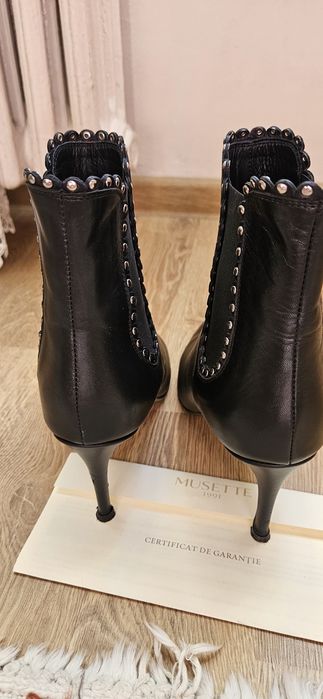 Ghete Musette masura 38 Vând sau schimb