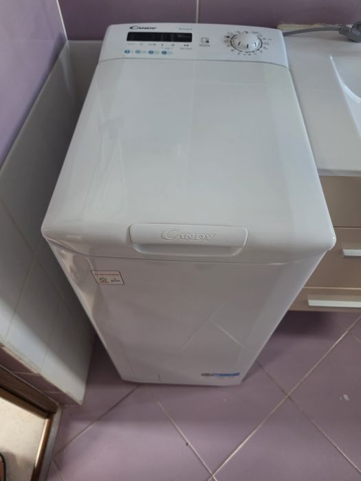 Mașină de spălat Candy Smart 7 kg / 1200 rpm, model slim