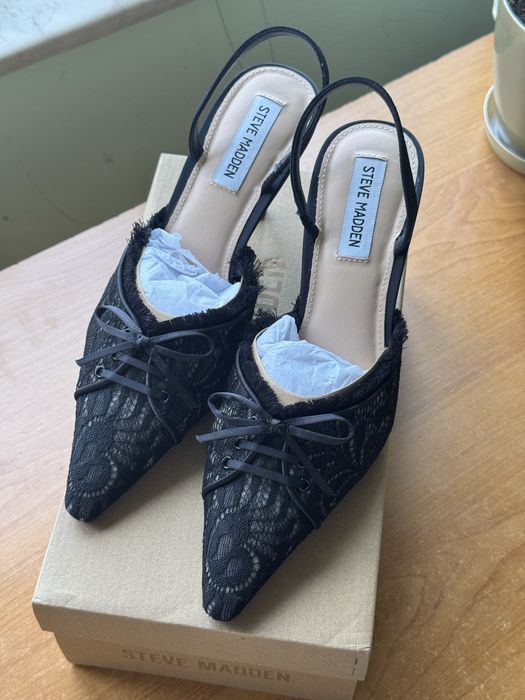Токчета / официални обувки  Steve Madden - дантелени / lace