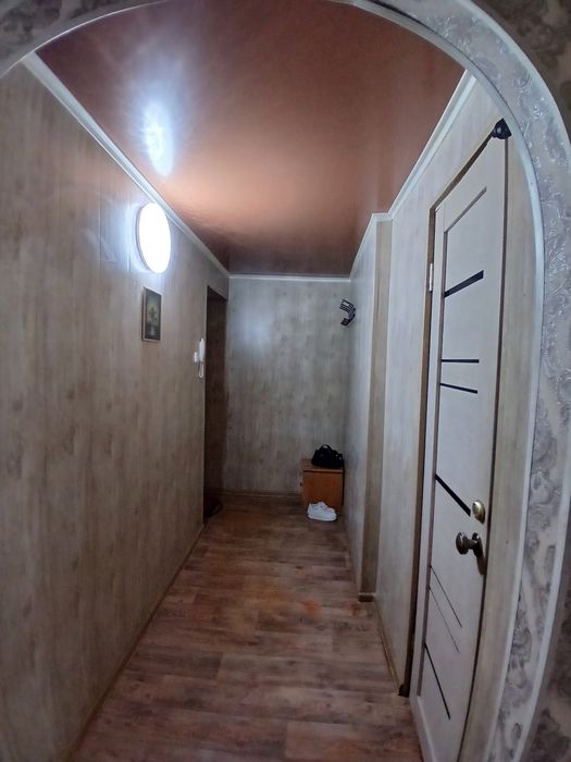 Продам квартиру в районе площади.
