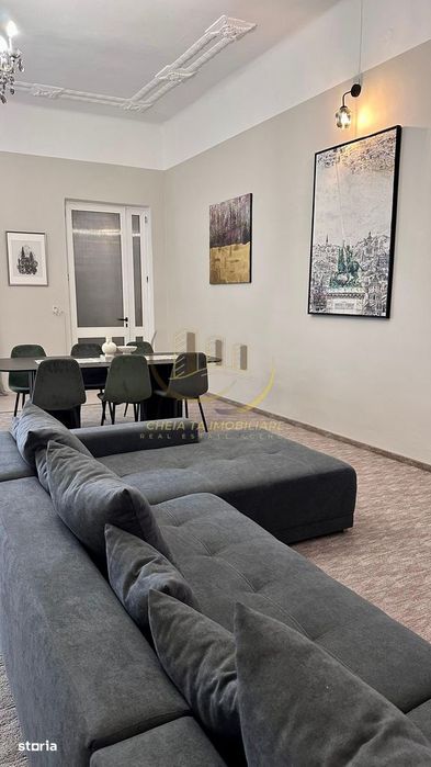 Ultracentral, Ferdinand | Studio elegant 70 mp | Tavane înalte | AC