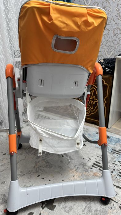 Продам стульчик для кормления