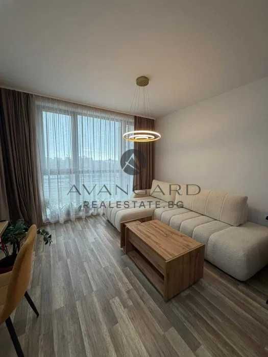 Продава се Двустаен апартамент в Пловдив, Център - 79 кв.м за 1534 €/кв.м - Снимка #2