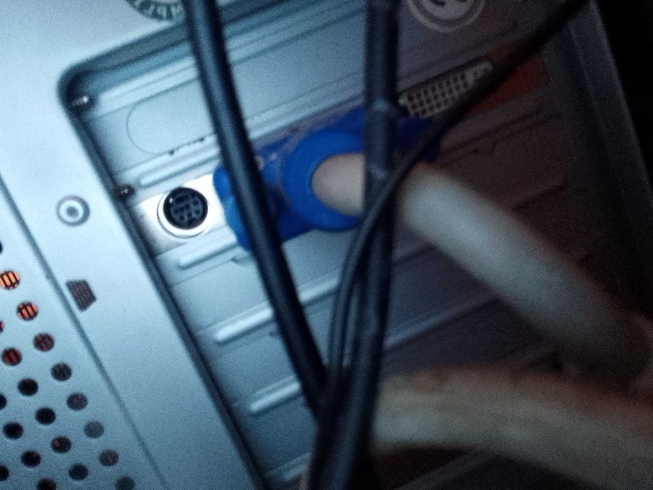 Настолен Компютър