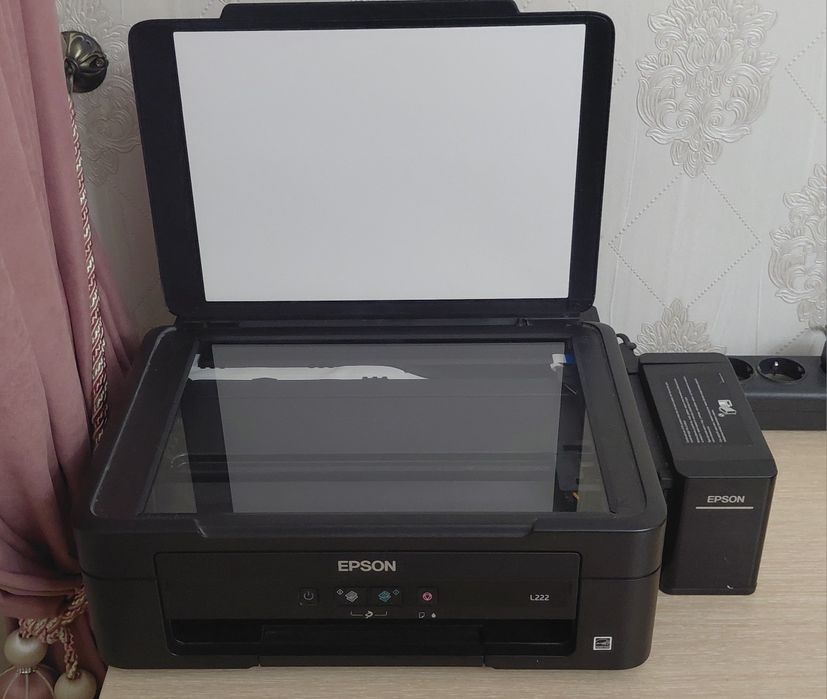 Принтер Epson L222 (МФУ 3 в 1: принтер + сканер + копир)