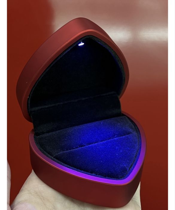 Футляр для украшений