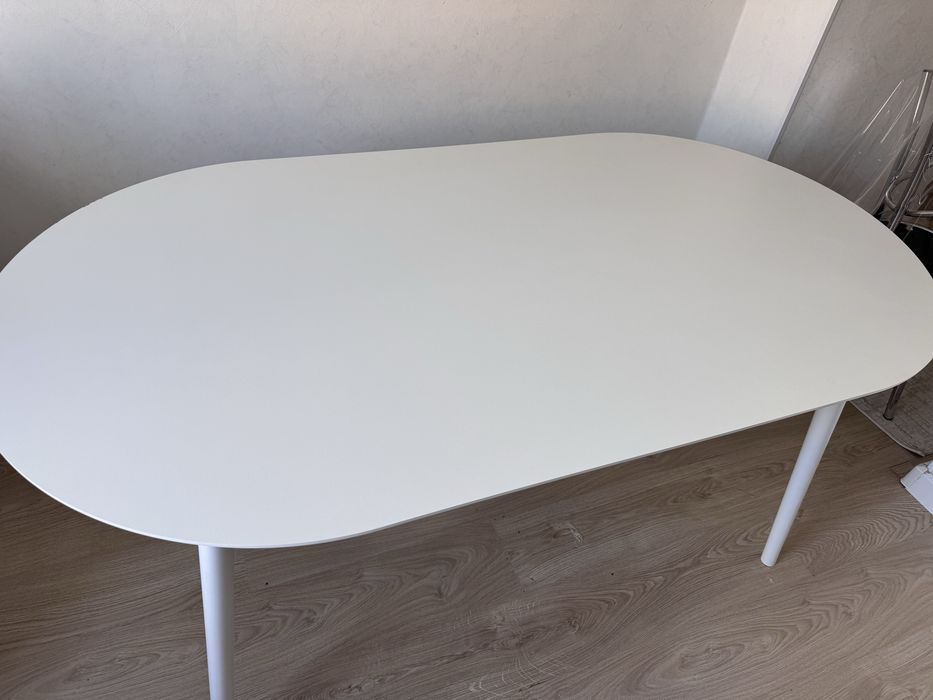 Срочно! Продается кухонный стол