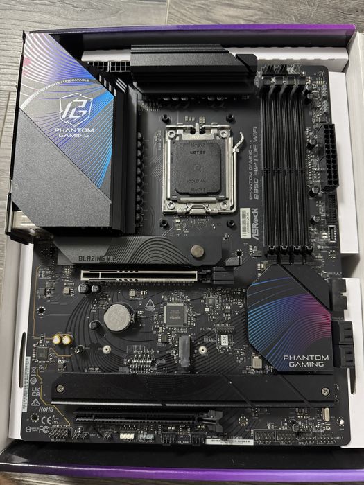Placa de baza ASRock B850 RIPTIDE WIFI