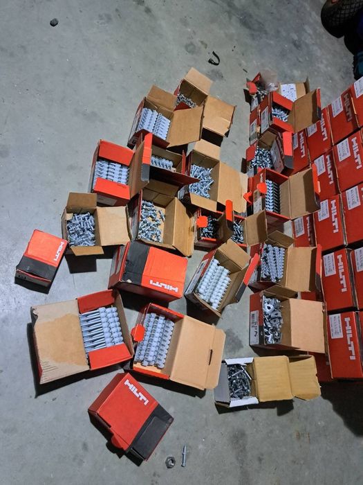 HILTI     Дюбели