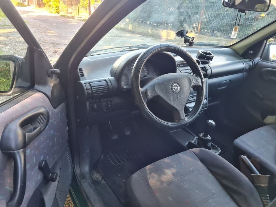 Opel Corsa B 1.2 16v