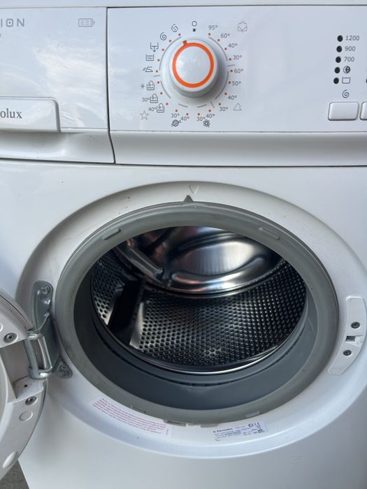 Пералня electrolux