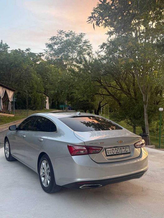 продаётся автомобиль