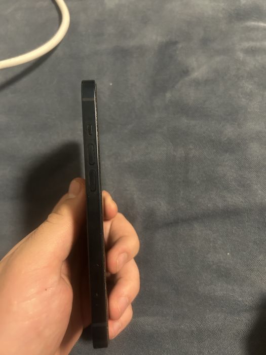 Iphone 13 в идеальном состоянии