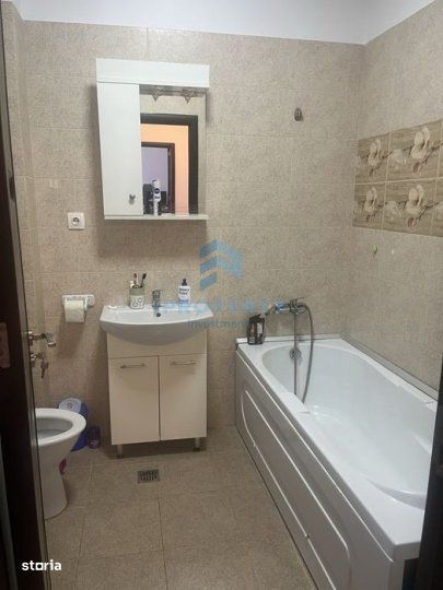Inchiriere apartament 2 camere Decomandat in Militari Residence - Chia