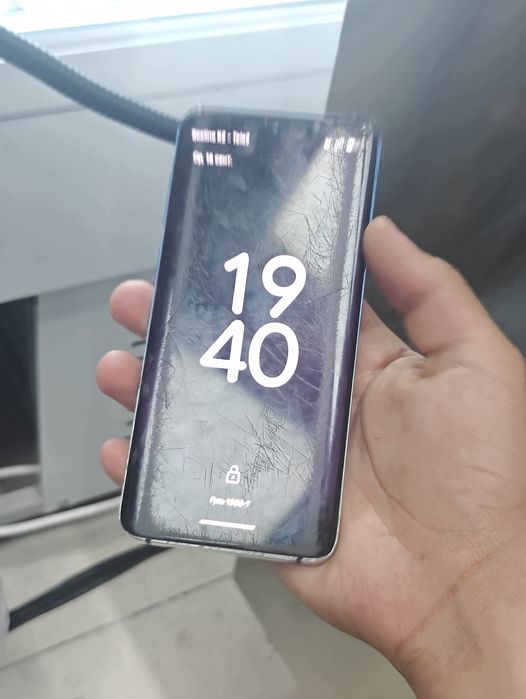 Самсунг с9+ 64гб