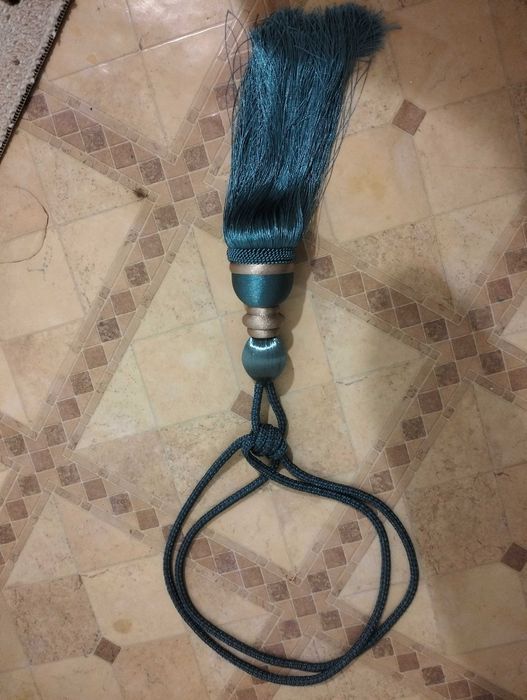 Продам аксессуар для шторы