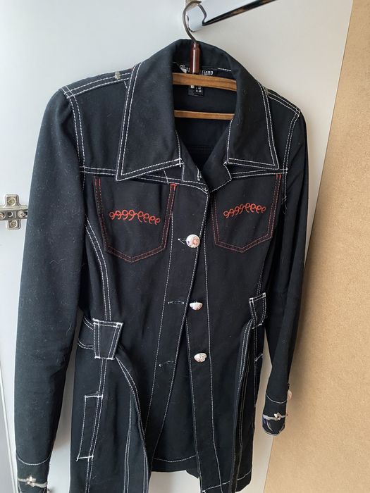 Джинсовая куртка