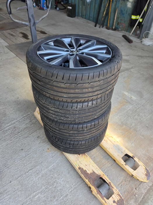 Jante originale Renault 19" (Kadjar Bose Edition)