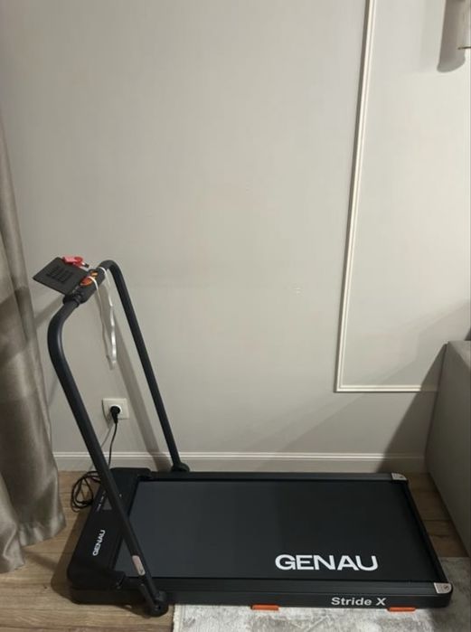 Беговая дорожка Genau Stride X