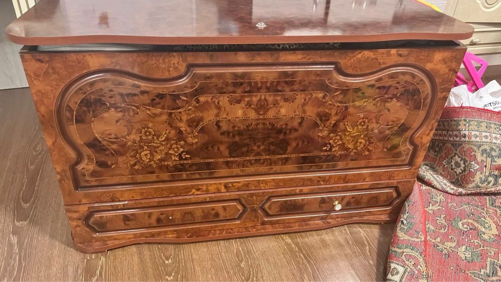 Sandiqlar sotiladi 2 ta