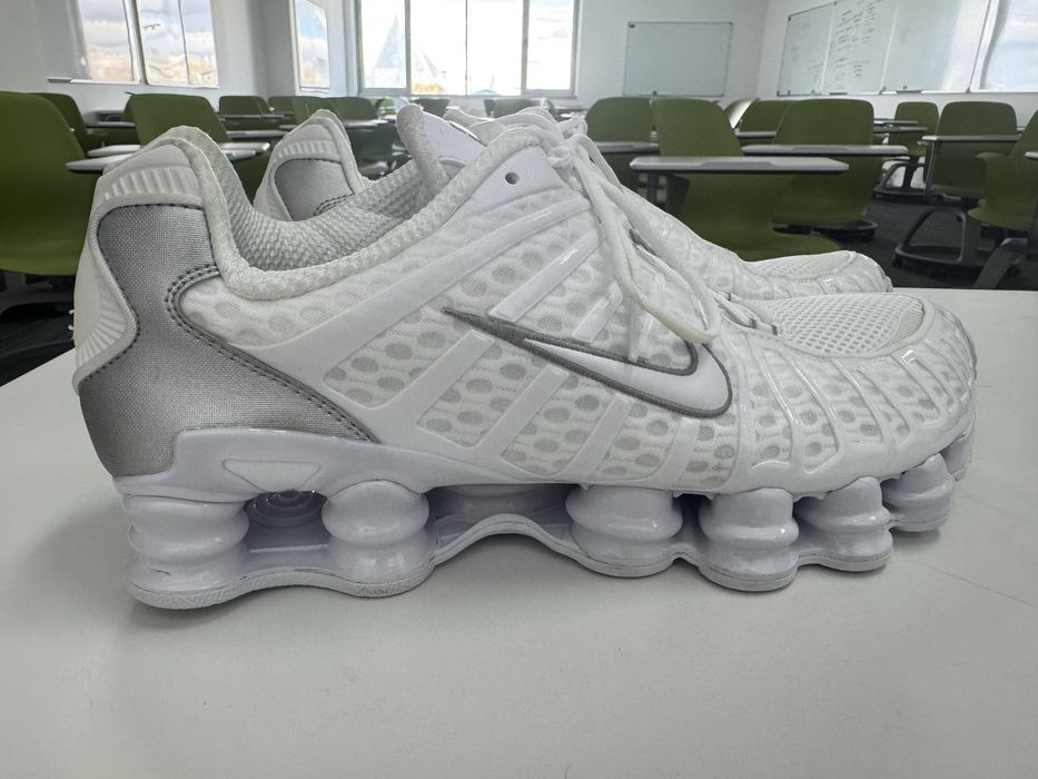 Кроссовки Nike Shox TL