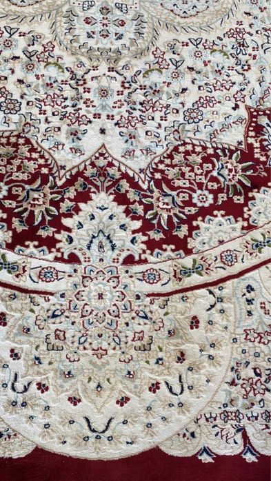 Продам ковер новая