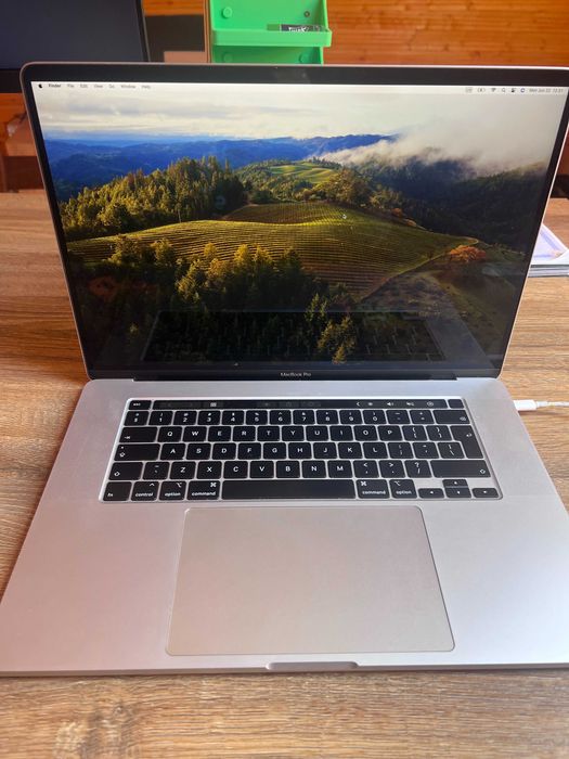 MacBook Pro 16" 2019 | i7 6-Core | 16GB RAM