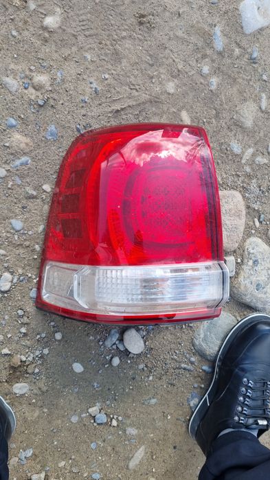 Фонари тойота 200