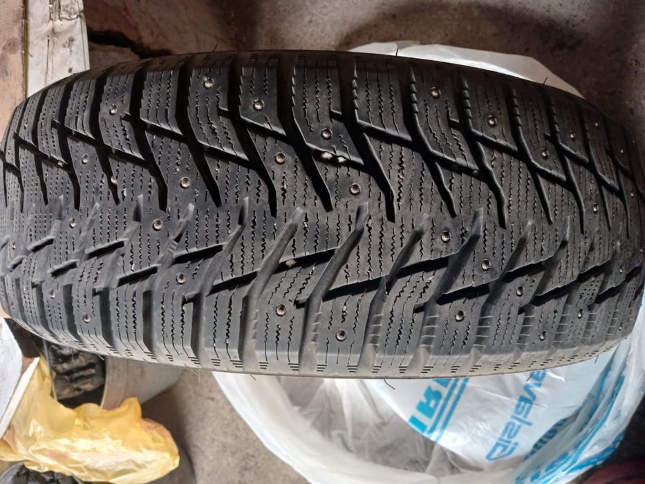 Продам зимнюю резину