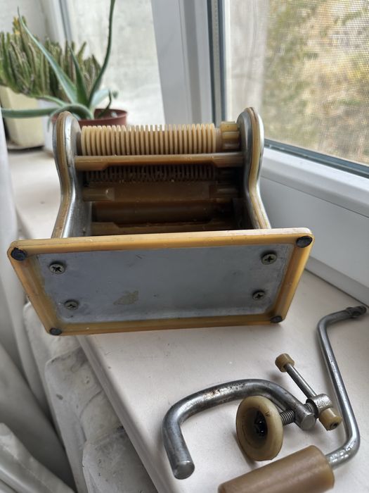 Лапшерезку советская продам