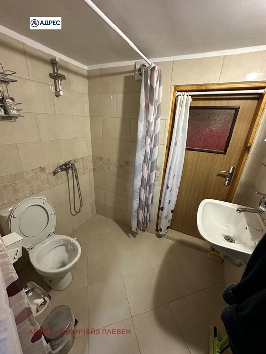 Продава се Къща в с. Садовец, Област Плевен - 105 кв.м за 1048 €/кв.м - Снимка #6