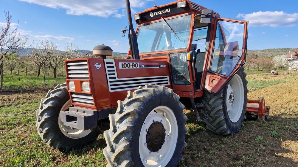 Tractor Fiat Agri 100-90 tracțiune 4x4 cu cabinâ,100Cp,motor 6 pistoane,cutie de vitezâ 40km/h