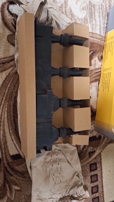 Запалителна бобина за пежо 307,1.6 бензин, 109коня от 2004 година