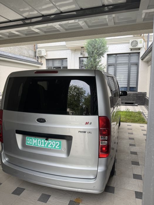 Jac M 3 miniven минивен
