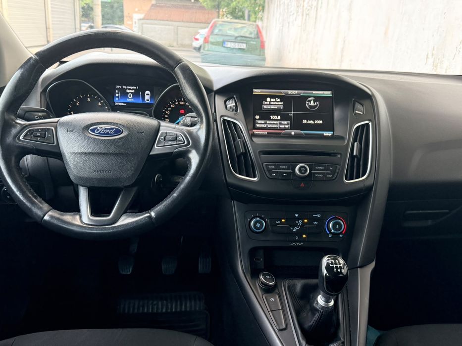 FORD Focus 2015 — imagine 2