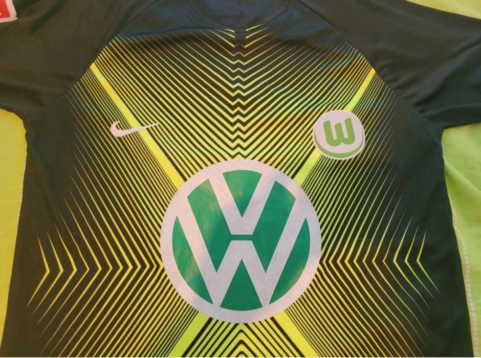 Вратарска тениска на Волфсбург/Найк/Л размер