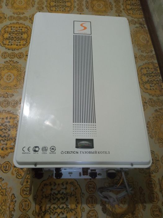 Двухконтурный газовый катёл ,,CELTIC" б/у