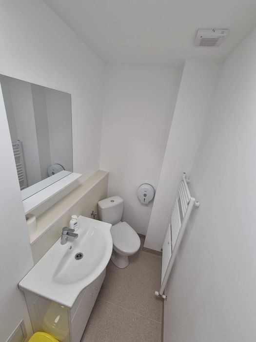 Spatiu comercial - birouri sau cabinete medicale