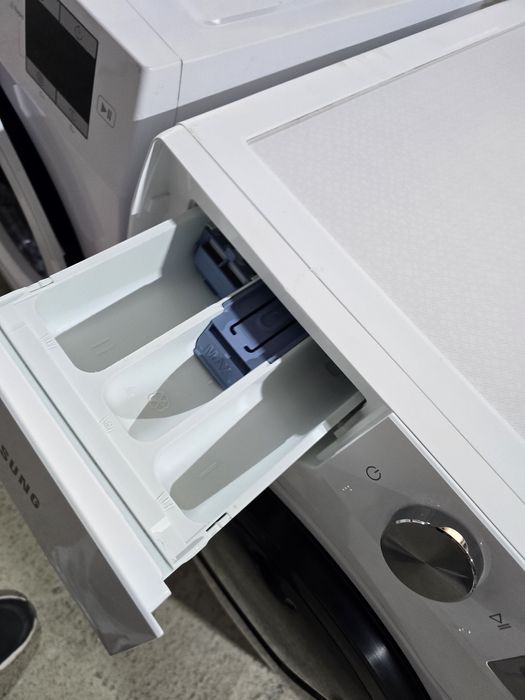 Инверторна пералня със сушилня Самсунг/Samsung 9/6 кх